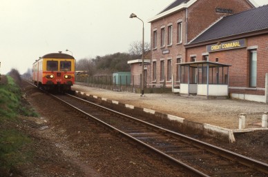 Dergneau - TH 84-3735.jpg